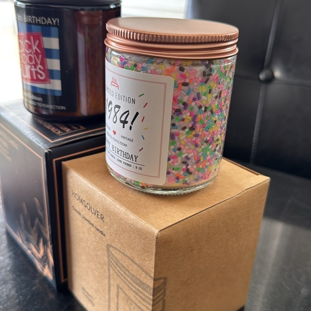 Set of 2 brand new birthday candles - Picture 3 of 4